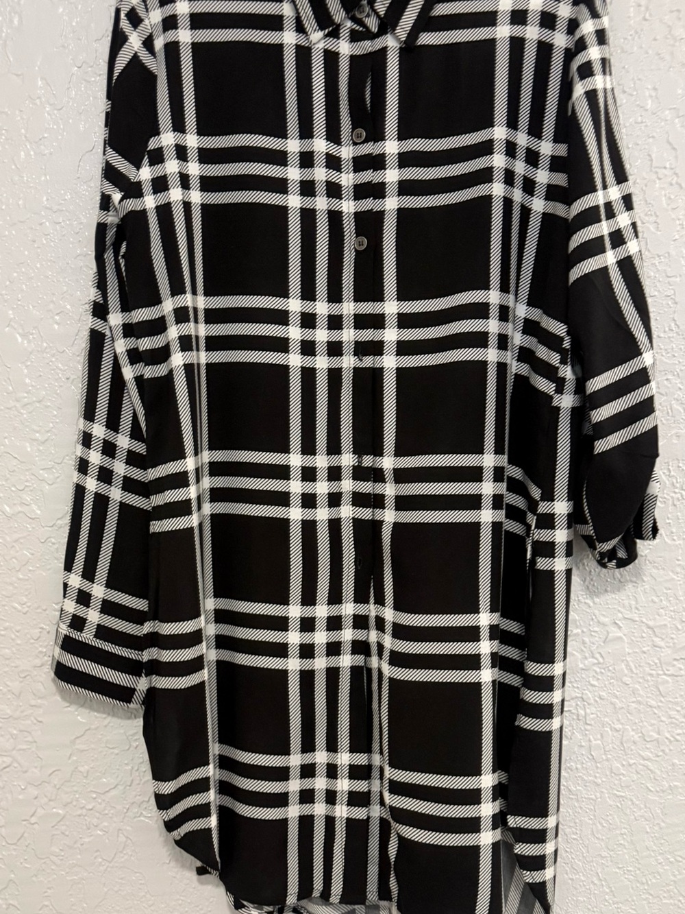 New Look Black and White Plaid Button-Down Shirt